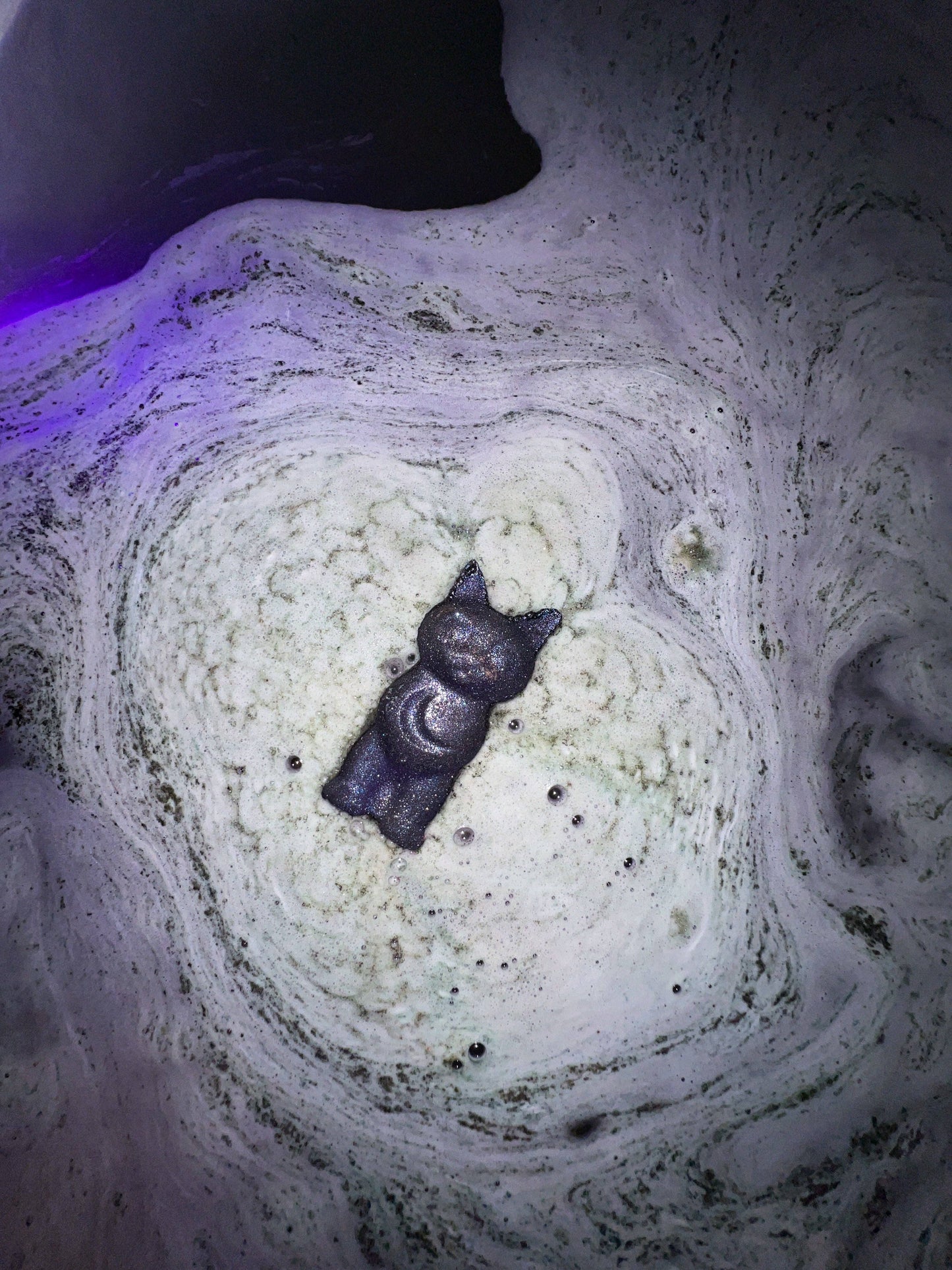 Lunar Kitty Bath Bomb